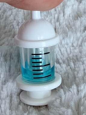 Zuru Pets Alive Pet Shop Surprise Accessory Toy Syringe